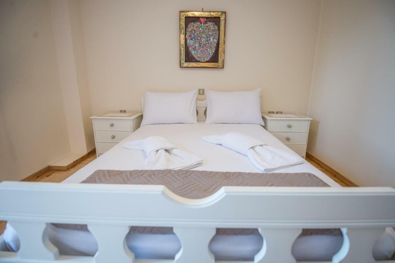 Villa Livas Kavallos  Ngoại thất bức ảnh