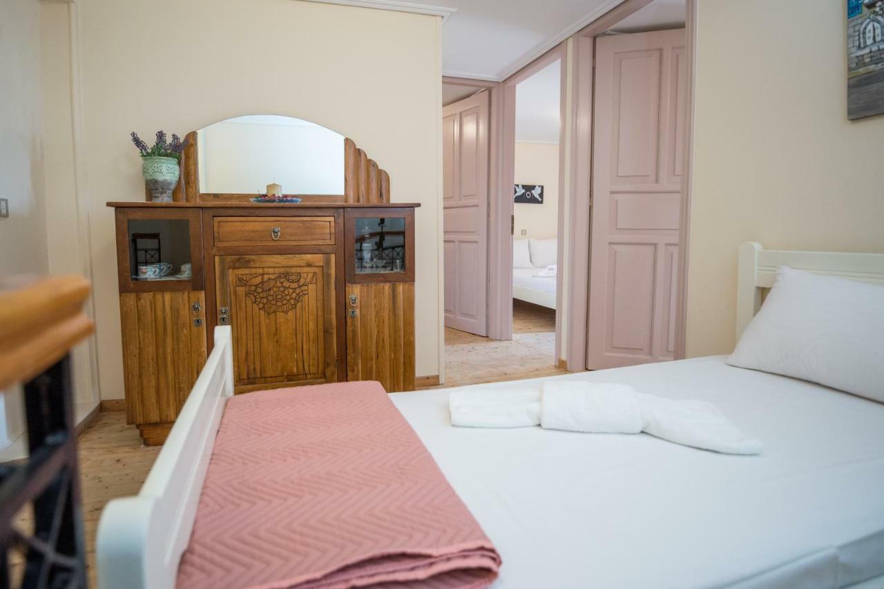 Villa Livas Kavallos  Ngoại thất bức ảnh
